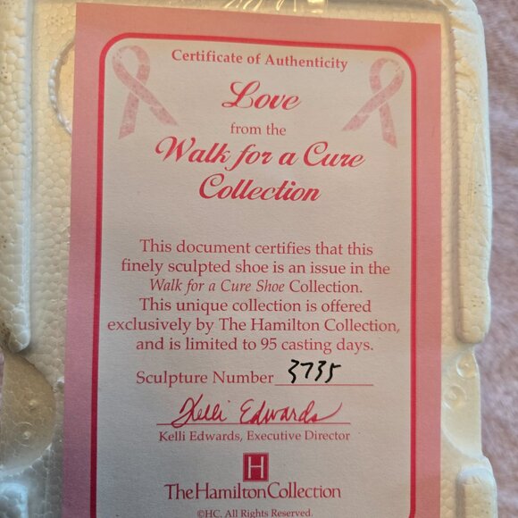Walk for the Cure Collection - Love shoe - Picture 3 of 3
